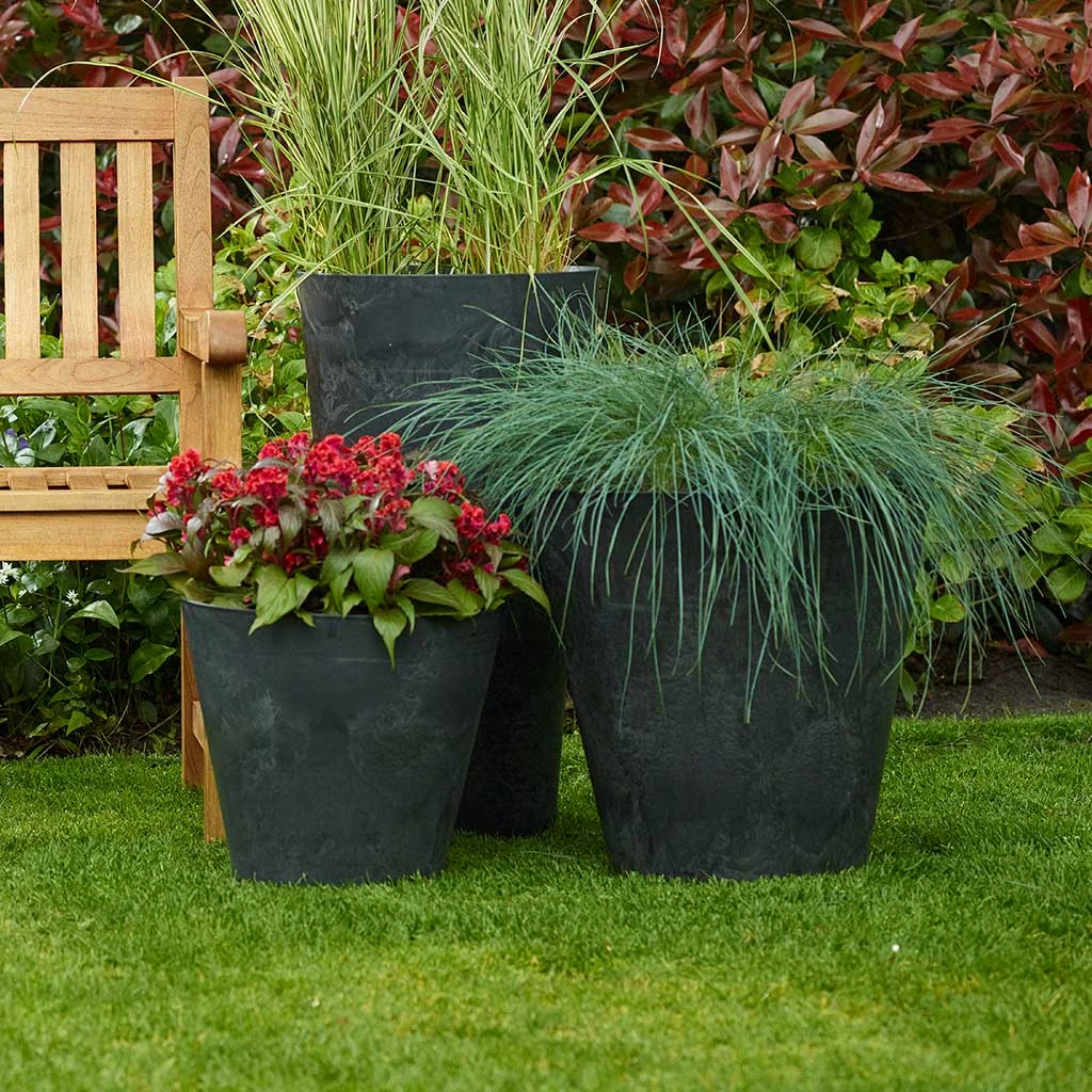 Claire Artstone Plant Pot - Black 5 Claire Artstone Plant Pot - Black - Image 3