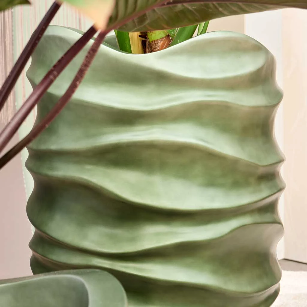 Gradient Lee Partner Planter - Matt Forest 4 Gradient Lee Partner Planter - Matt Forest - Image 2